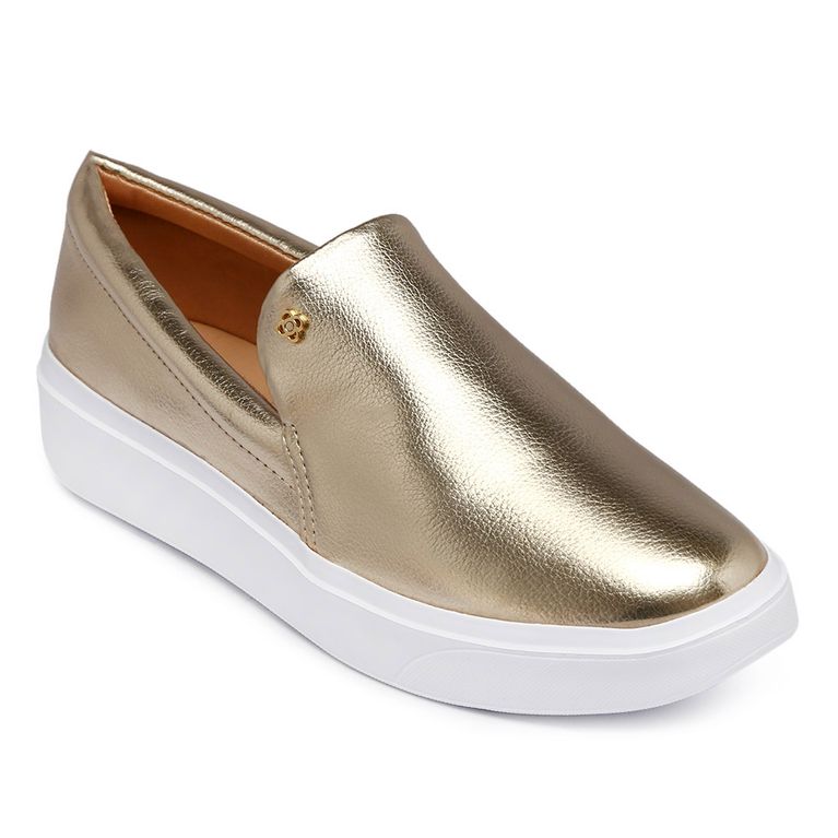 slip on petite jolie verniz